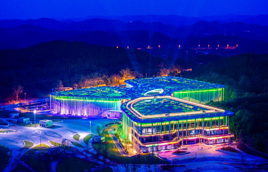 中國沉浸式城市文化綜合體又添新地標(biāo)，啟明東方星聚城開城迎客！